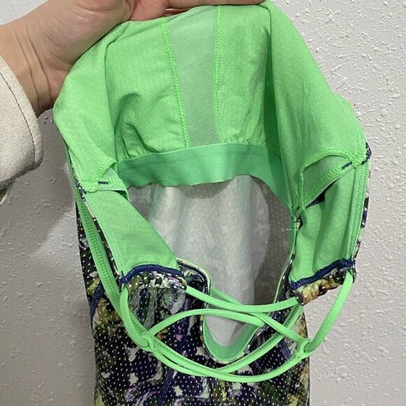 Lululemon Dancing Warrior Tank Top Womens 2 Floral Print Green Shelf Bra Active - Picture 9 of 9